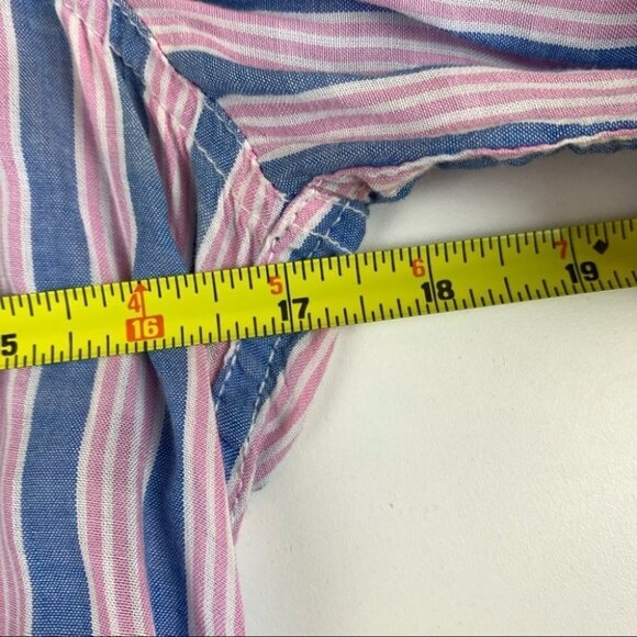 𝅺Hollister Cotton Striped Button  Up size Medium - Picture 6 of 11